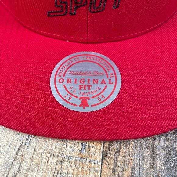 Mitchell & Ness Men's OS Red Topps Spot 2024 PHX AZ Acrylic Wool Snapback Hat - Picture 3 of 12